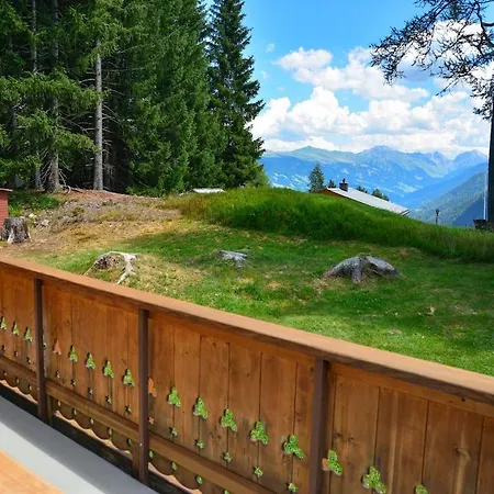 Apartman In Brambrueesch Near And Lenzerheide *